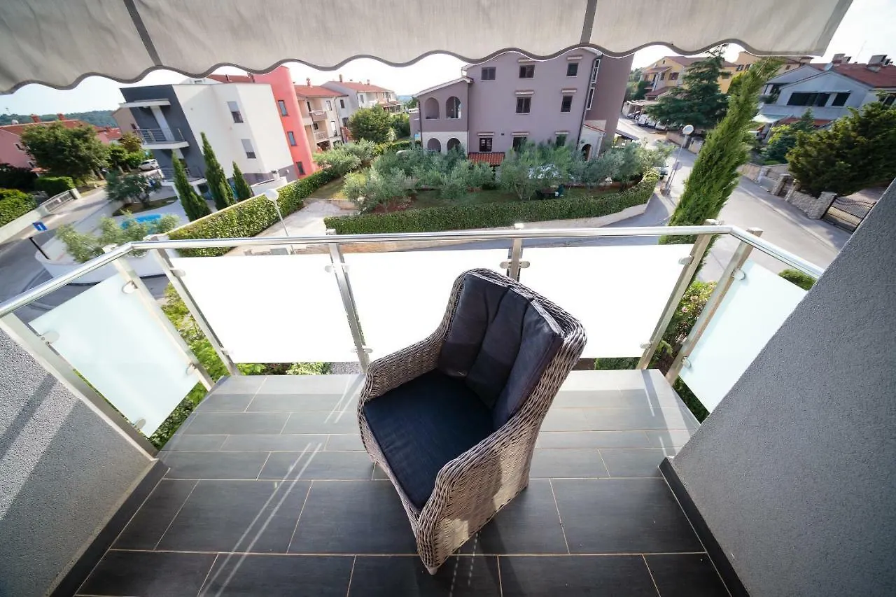 Pietas Julia Penthouse Apartment Pula