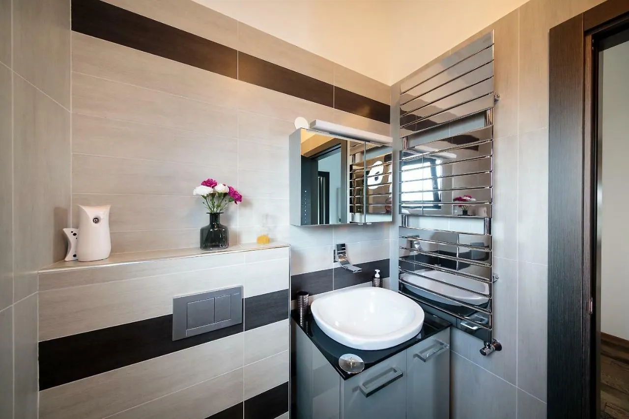 Pietas Julia Penthouse Apartment Pula Croatia